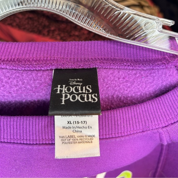 Hocus Pocus sweatshirt size XL juniors - Picture 3 of 3